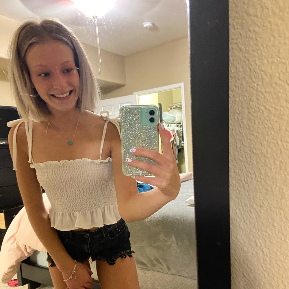 Tie shoulder tank